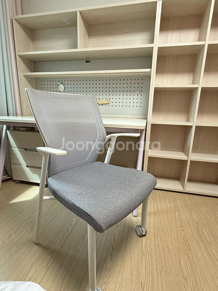 일룸 로이 책상(서랍x), 책장 + 시디즈 서울대의자--6
