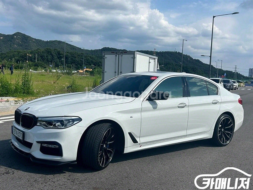 [BMW]5시리즈 (G30) 530i M 스포츠 #앱특--1