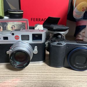 라이카m8 + 속사케이스 + 버튼 + 엄지그립 +배터리