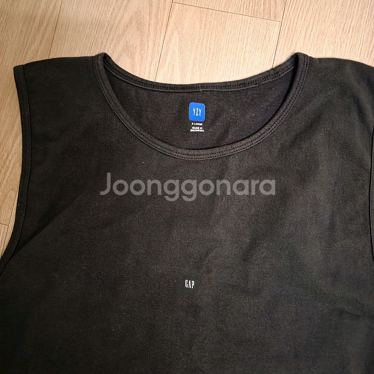 (새상품) 이지 갭 발렌시아가 루즈탑 탱크 블랙 XL--1