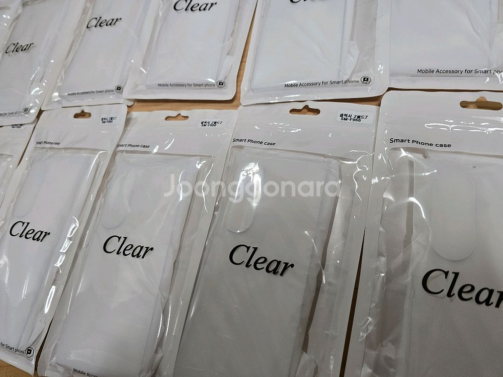 갤럭시Z 폴드7 투명 하드케이스 싸게 처분합니다--0