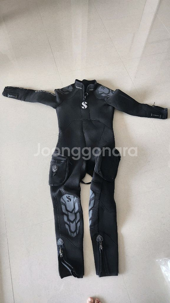 스쿠버프로 에버플렉스 스티머포켓 XLS--1