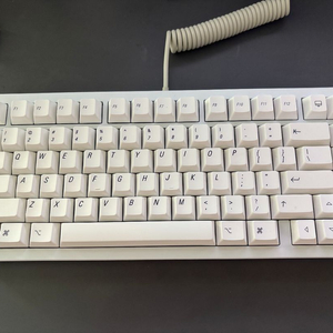 몬스터기어 위캣7 max 화이트 키보드 판매합니다