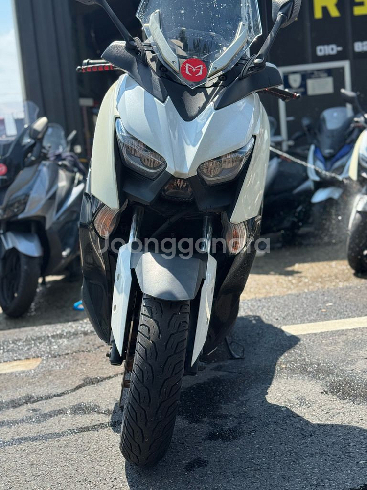 야마하 xmax300 (2021)--1