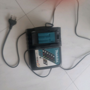 마끼다 DC18RC 충전기