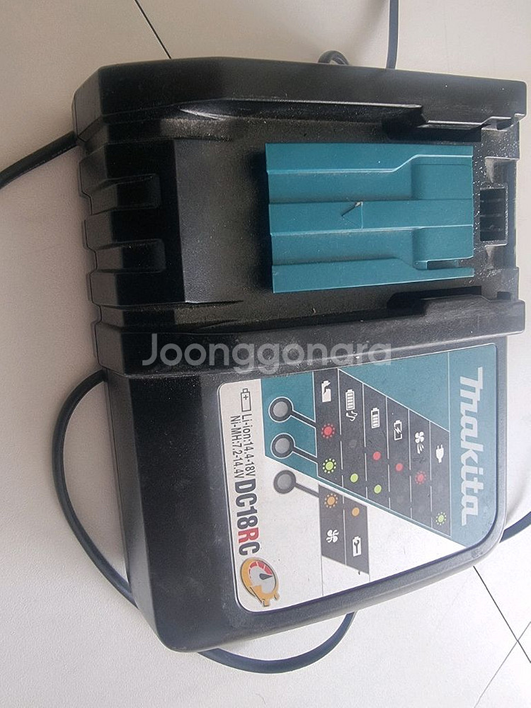 마끼다 DC18RC 충전기--1