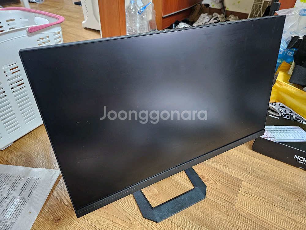 24인치 240hz 게이밍 모니터 싸게 팝니다--0