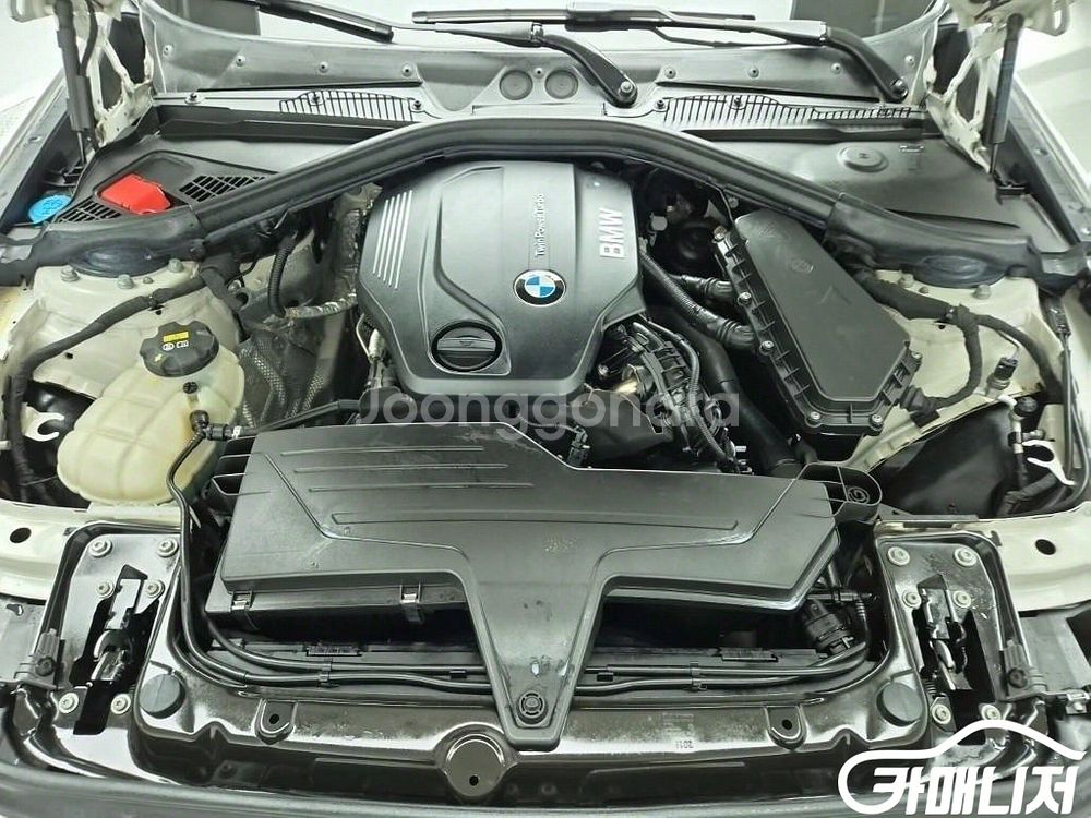 [BMW]1시리즈 (F20) 118d 스포츠 (5인승)--5