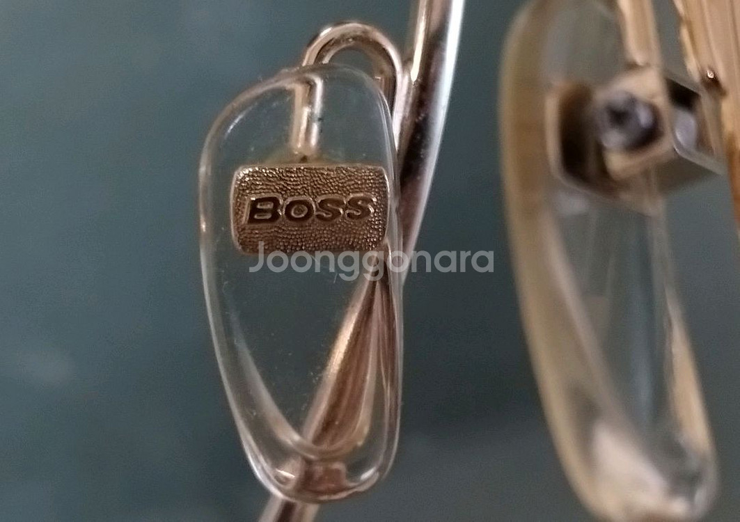 BOSS 명품 금테 안경--1
