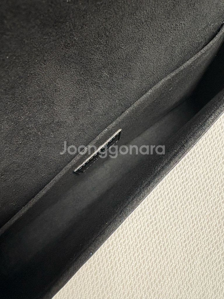 (정품/미사용) 루이비통 포쉐트펠리시 에삐 블랙--5