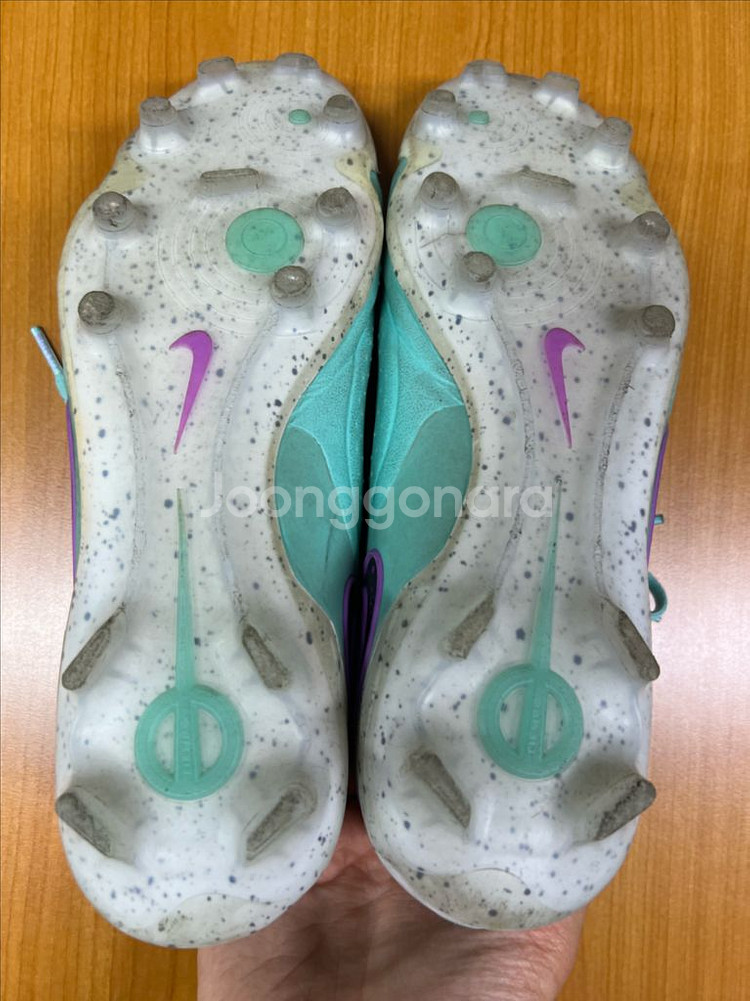 나이키 티엠포 엘리트 축구화 FG판매합니다(270mm)--1
