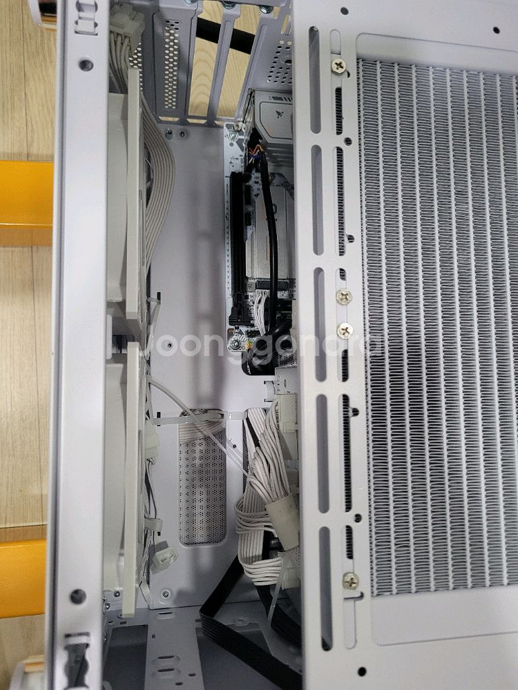 7950x3d itx 반본체--2