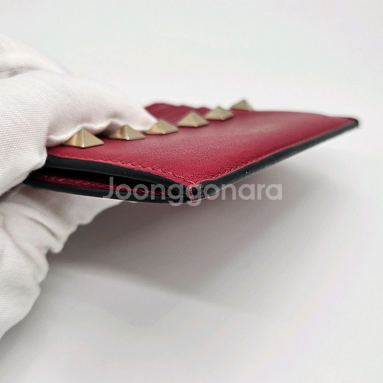 정품 발렌티노 락스터드 지퍼 카드지갑--7