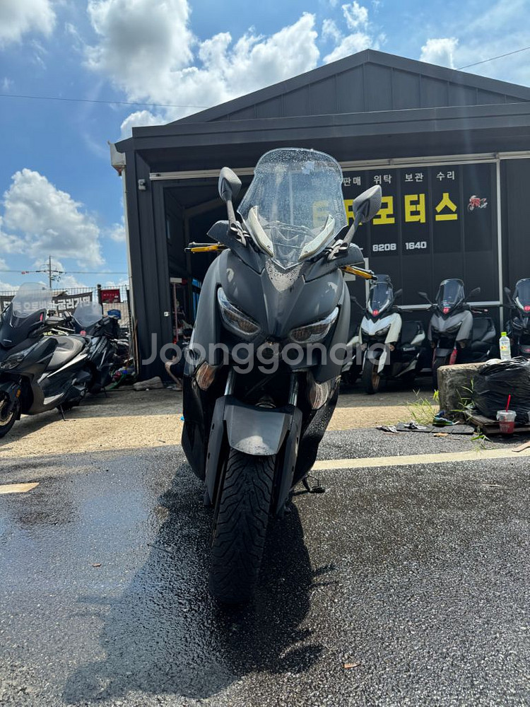 야마하 xmax300 (2021)--1
