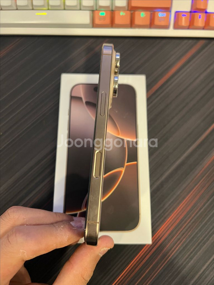 아이폰16프로 128G 데저트--4