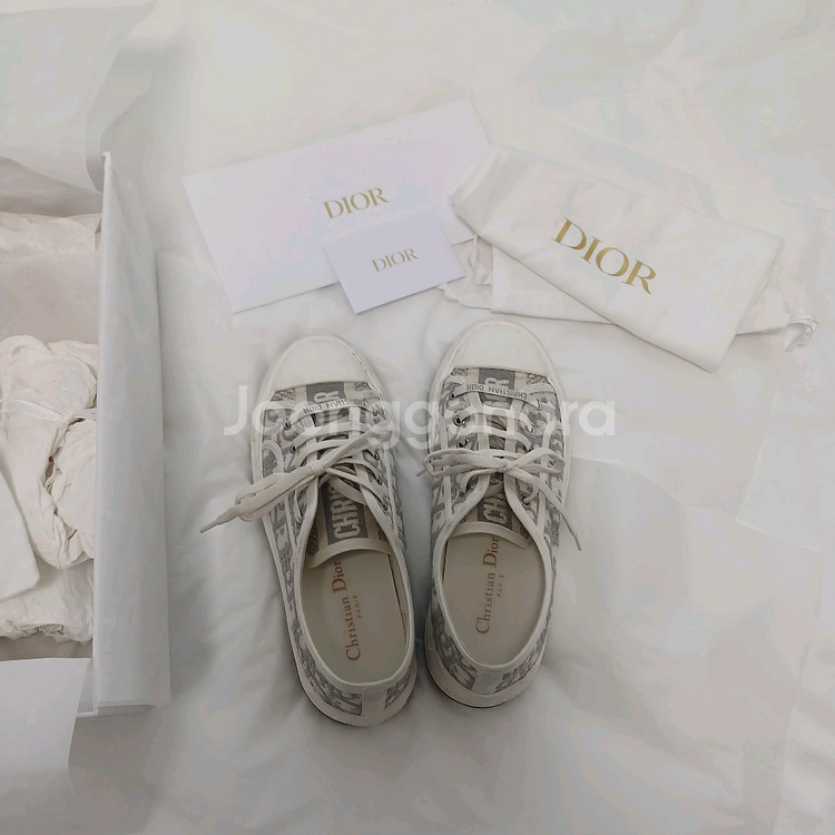 디올 WalkNDior 스니커즈--3