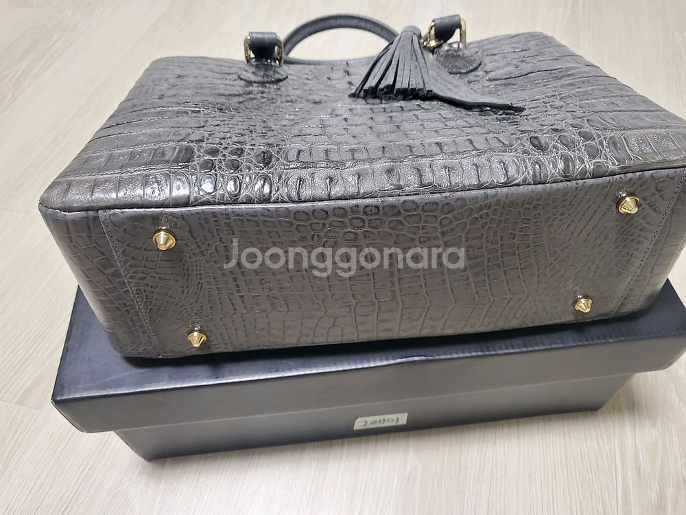 안드레아바나 악어 가죽 핸드백--3