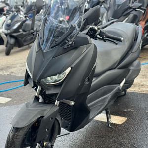 야마하 xmax300 (2018)