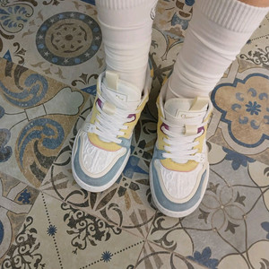모델명: Dior One Sneakers