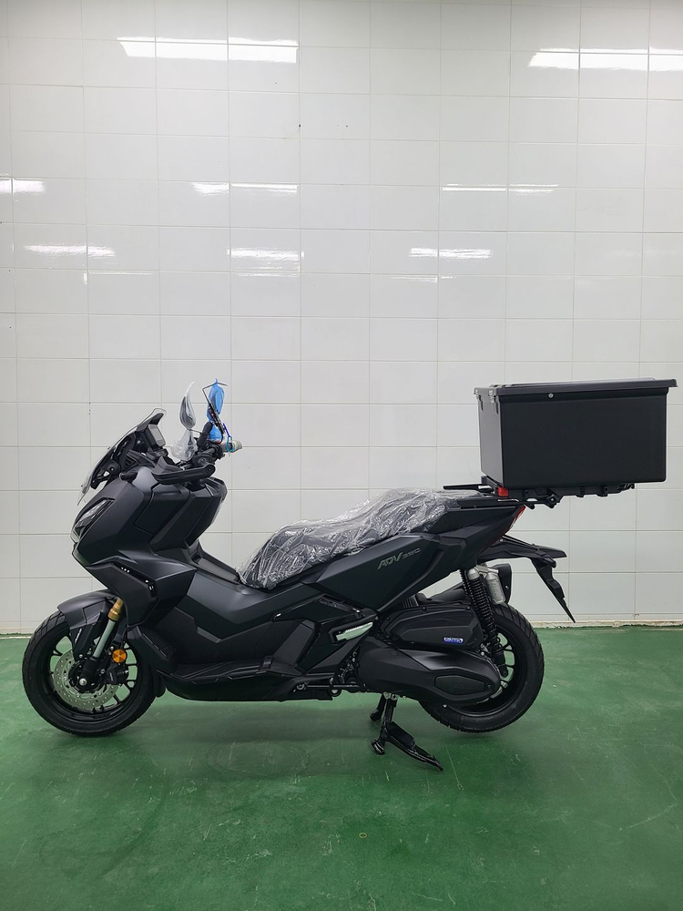 신형 혼다 ADV350 25년식 배달 오토바이 이미지