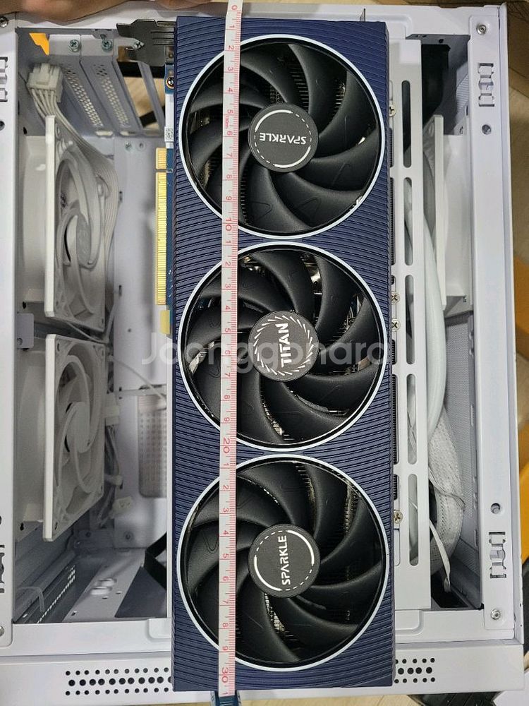 7950x3d itx 반본체--3