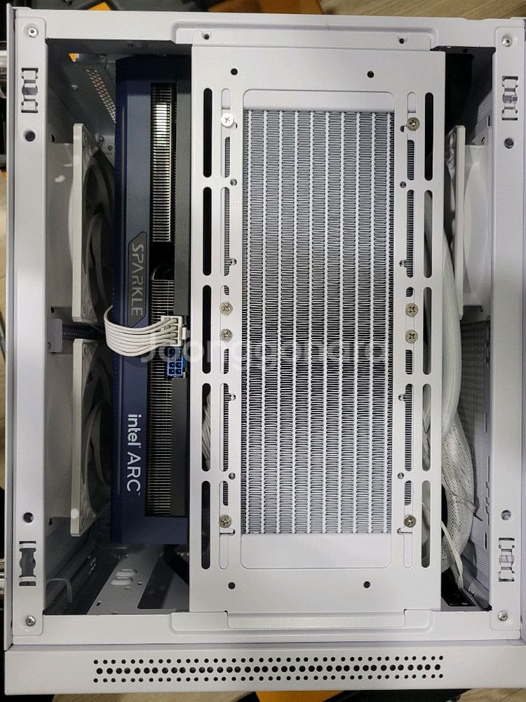7950x3d itx 반본체--4