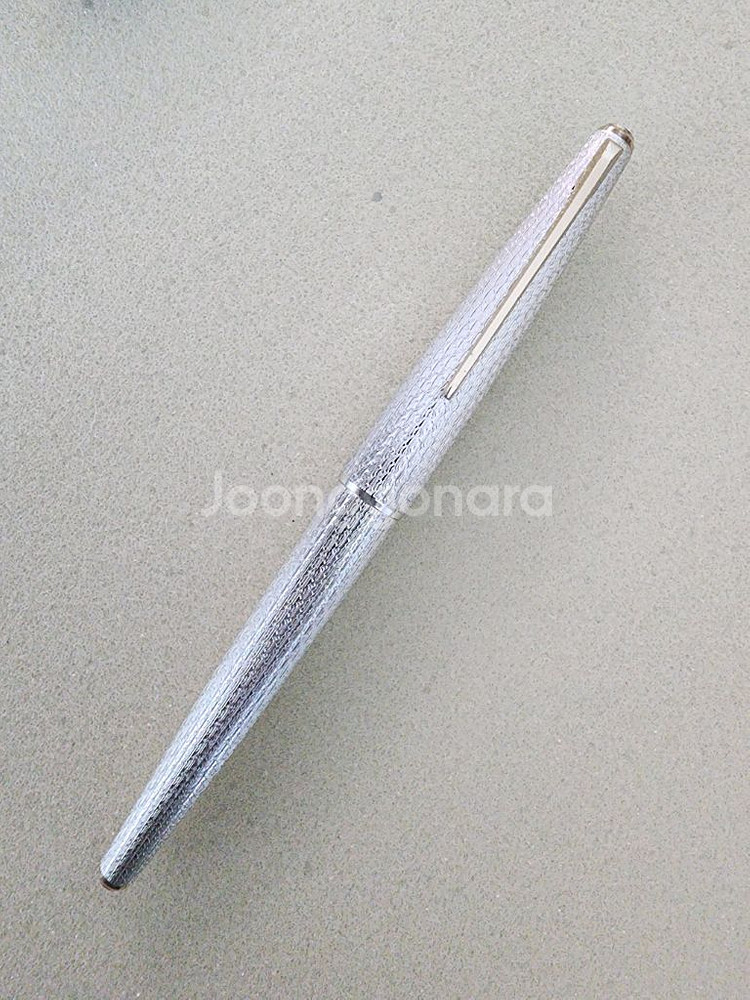 빈티지 만년필 플래티넘 실버기로쉐 레드그립 18K F닙--0