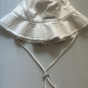 자크뮈스 버킷햇
