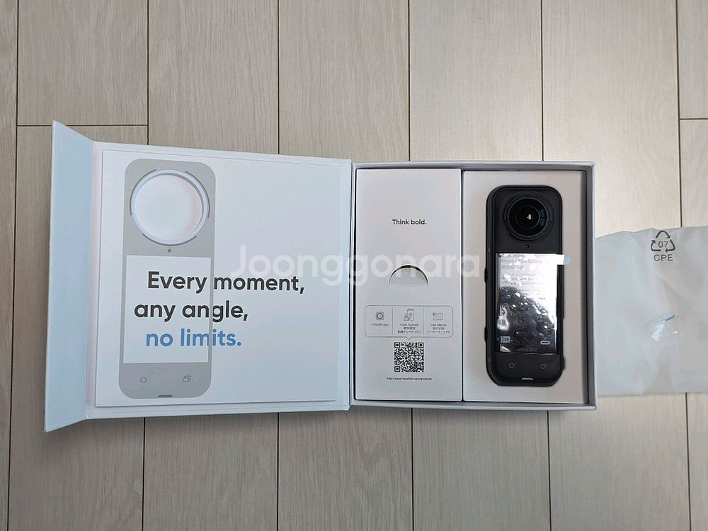 인스타360x5 + 정품인비져블스틱(삼각대기능)--1