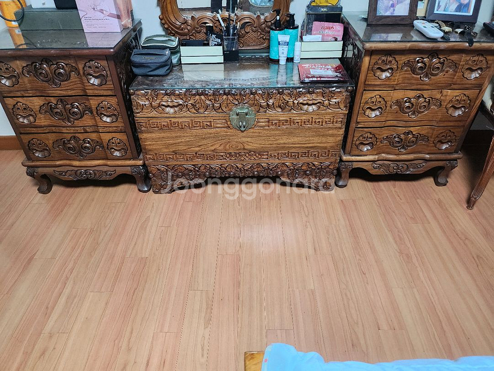 엔틱 조각 화장대 및 서랍수납장--0