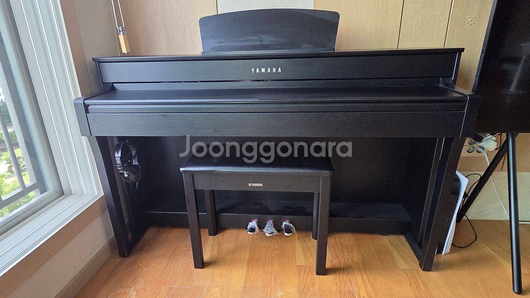 야마하 디지털 피아노 clp-635 무광 블랙 판매해요--1