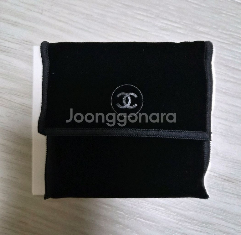 샤넬 거울 (새상품)ㅡ18--2