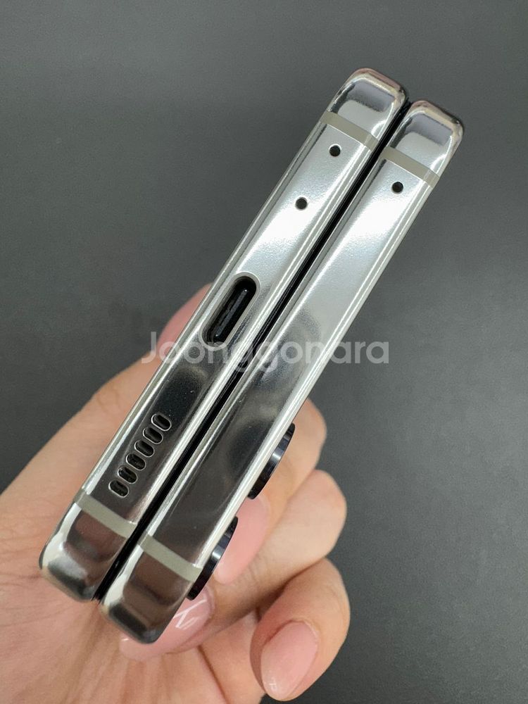 [대전중고폰]363753 갤럭시Z플립5 256G 무잔상--3