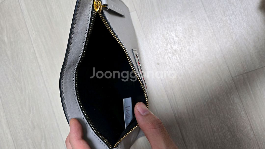 마르니 가죽 파우치--1