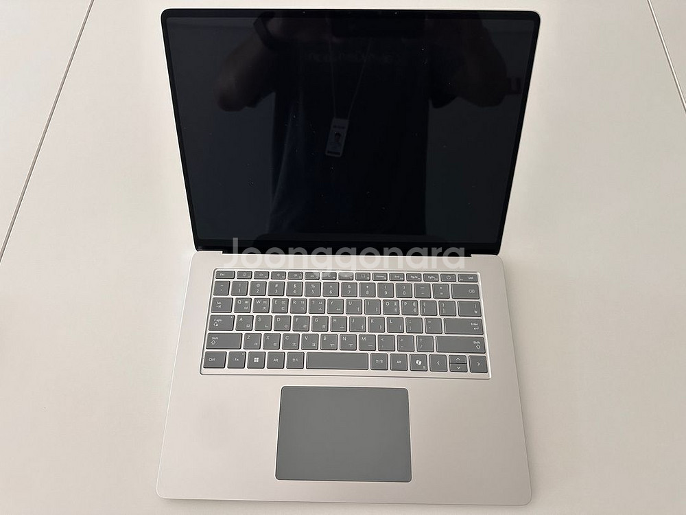 MacBook M4 Max 16 Core 128GB--2