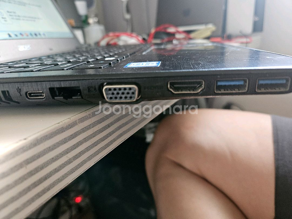 Acer 6세대 i5 15.6인치 노트북 팝니다.--9