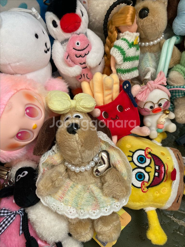라부부, 크라이베이비 등등 인형뽑기 상품 처분해요--4