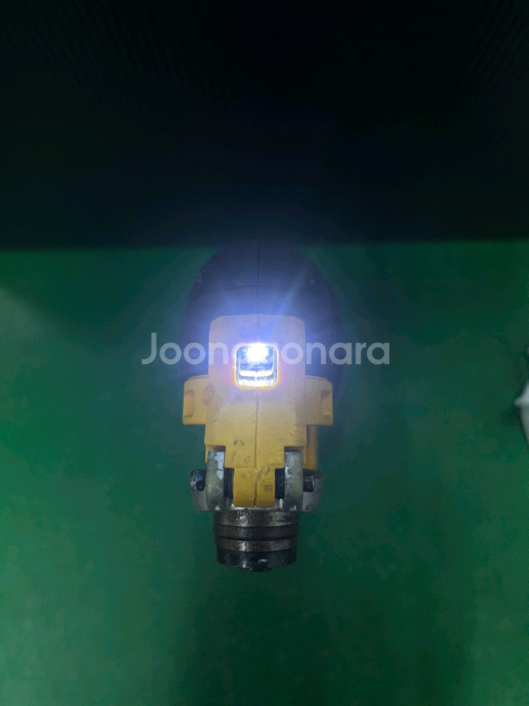 디월트 dcs355 멀티커터 배터리포함--5