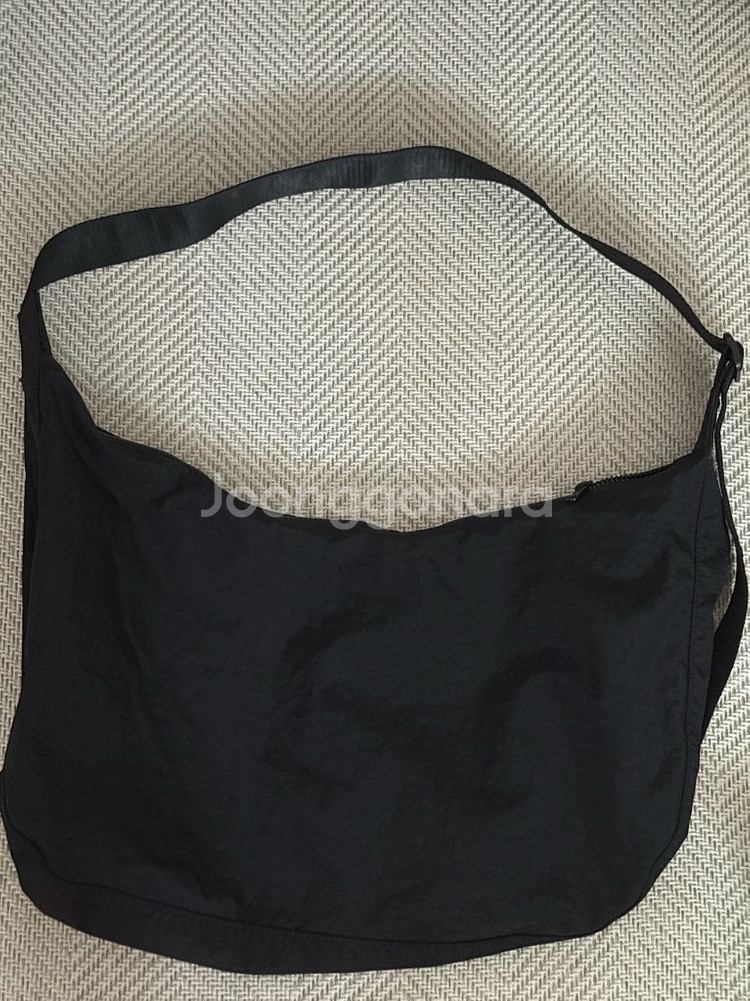 (택포) Baggu 바쿠 나일론 크레센트백 라지--1
