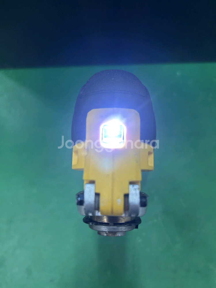 디월트 dcs355 멀티커터 배터리포함--6