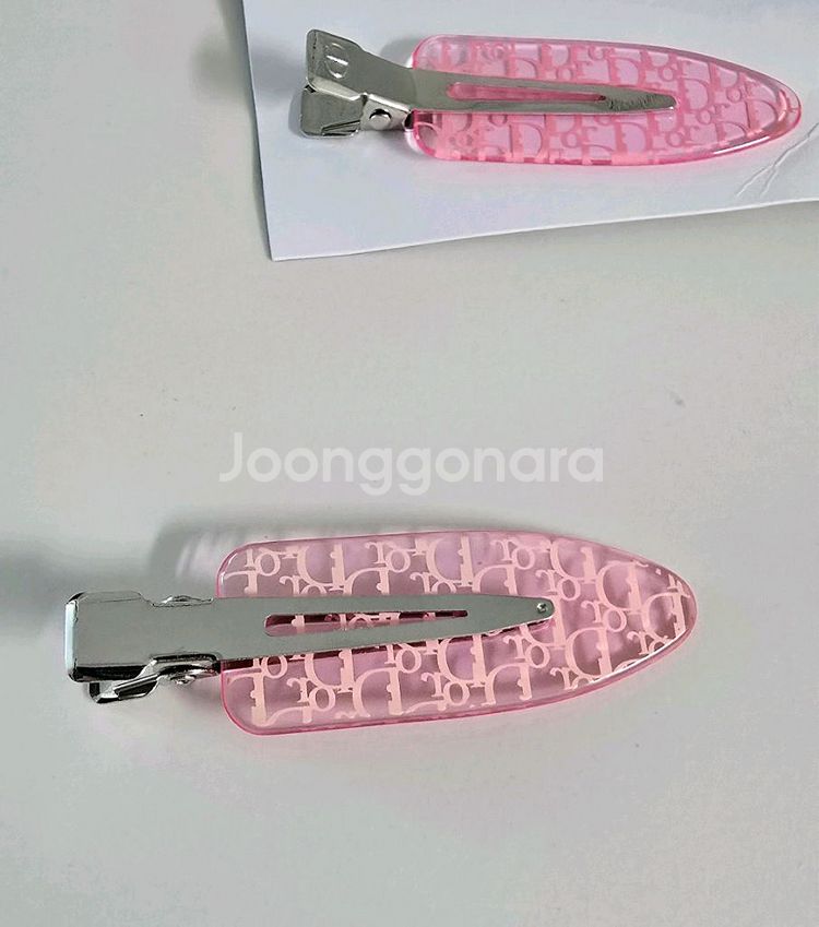 디올 2025헤어집게핀--3