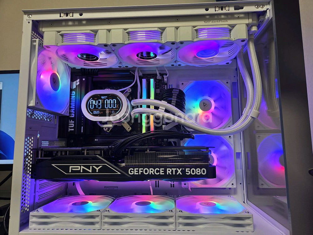 9950x3d, b850m wifi,48gb, 5080--0