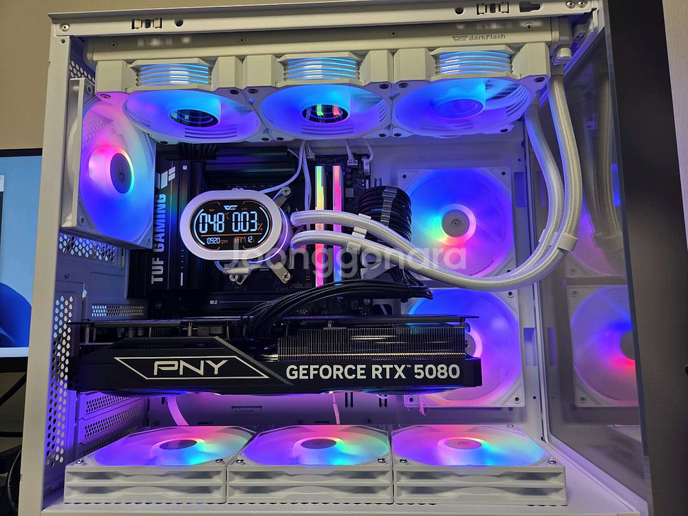 9950x3d, b850m wifi,48gb, 5080--2