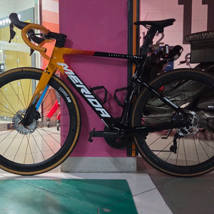 메리다 리액토5000 맥라렌 급처