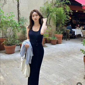 미미워 아이스 스퀘어넥 롱원피스 네이비