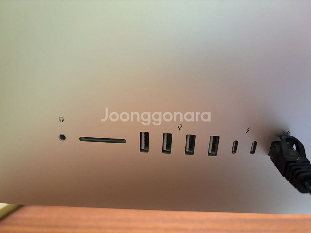 아이맥 27인치 Retina 5K--6