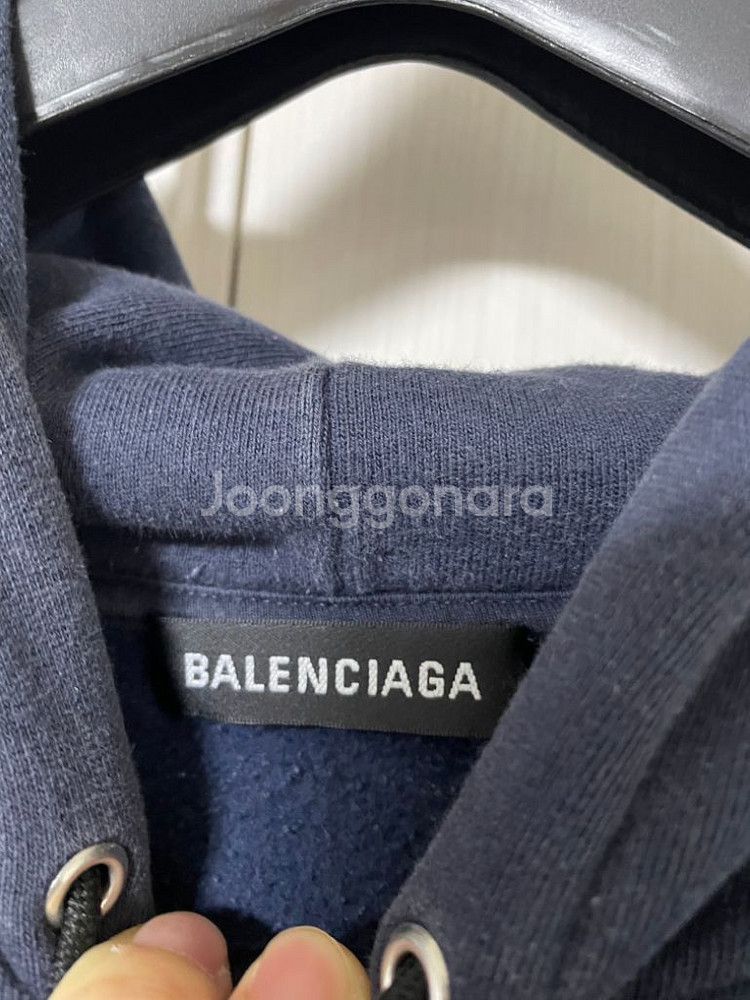 [S] 발렌시아가 웨이브로고 후드 다크 네이비--2