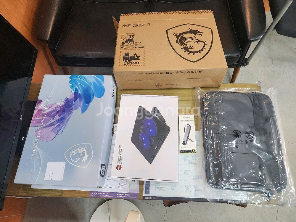 MSI AiProi9HX3KADA 노트북--0
