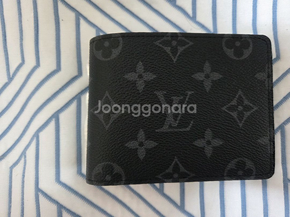 루이비통 모노그램 멀티플 월릿 반지갑 팝니다--0