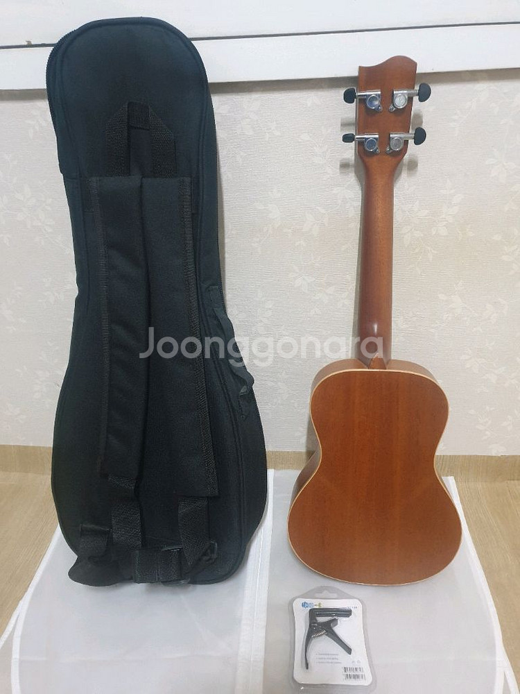 루아우 우클렐레 LU25C--1